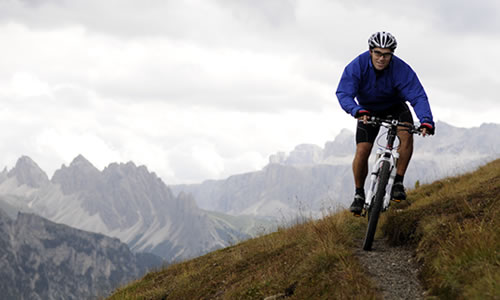 Tour guidati in mountain bike con Peter Runggaldier